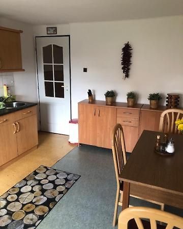 Apartman Skvela Nalada Vsemyslice ภายนอก รูปภาพ