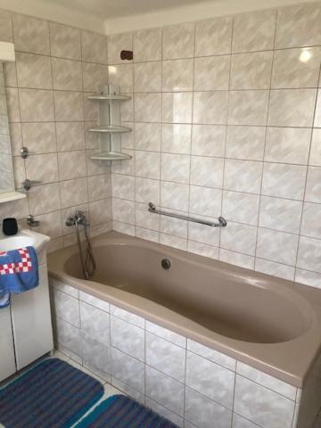 Apartman Skvela Nalada Vsemyslice ภายนอก รูปภาพ